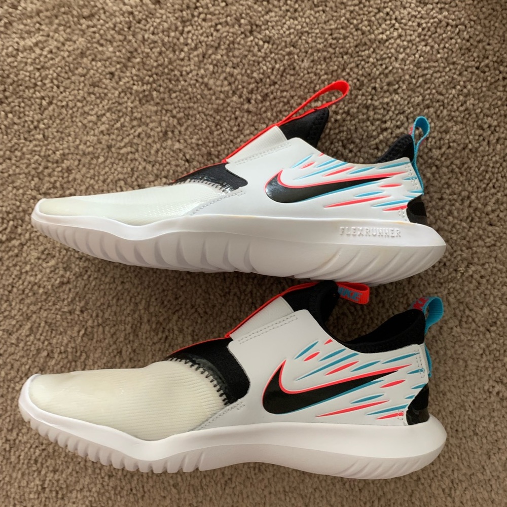 Boys Nike Flex Runners